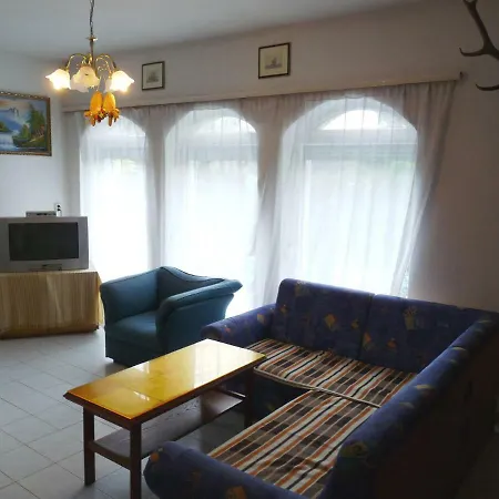Violet Apartman * Keszthely